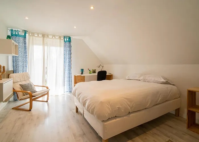 Prázdninový dům Paisible Havre De Paix Sur 2 Etages Avec Jardin